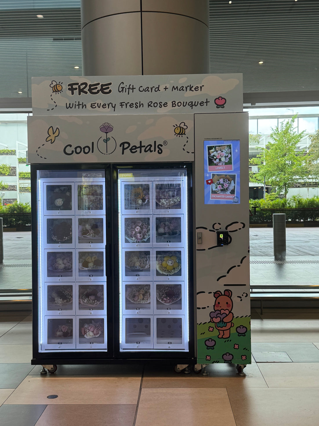 A smart flower vending machine optimizes florist workflow, keeps bouquets fresh in refrigerated lockers, reduces staff workload, and ensures on-time pickup.